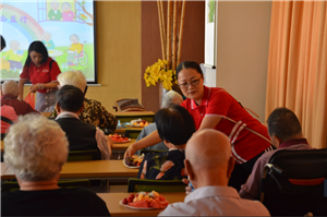 走进福利院，情暖老人心——新利体育供应链公益行