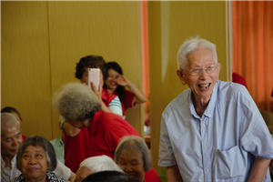 走进福利院，情暖老人心——新利体育供应链公益行